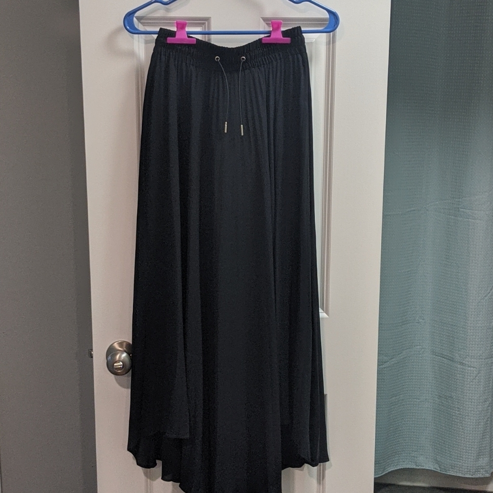 Long black skirt